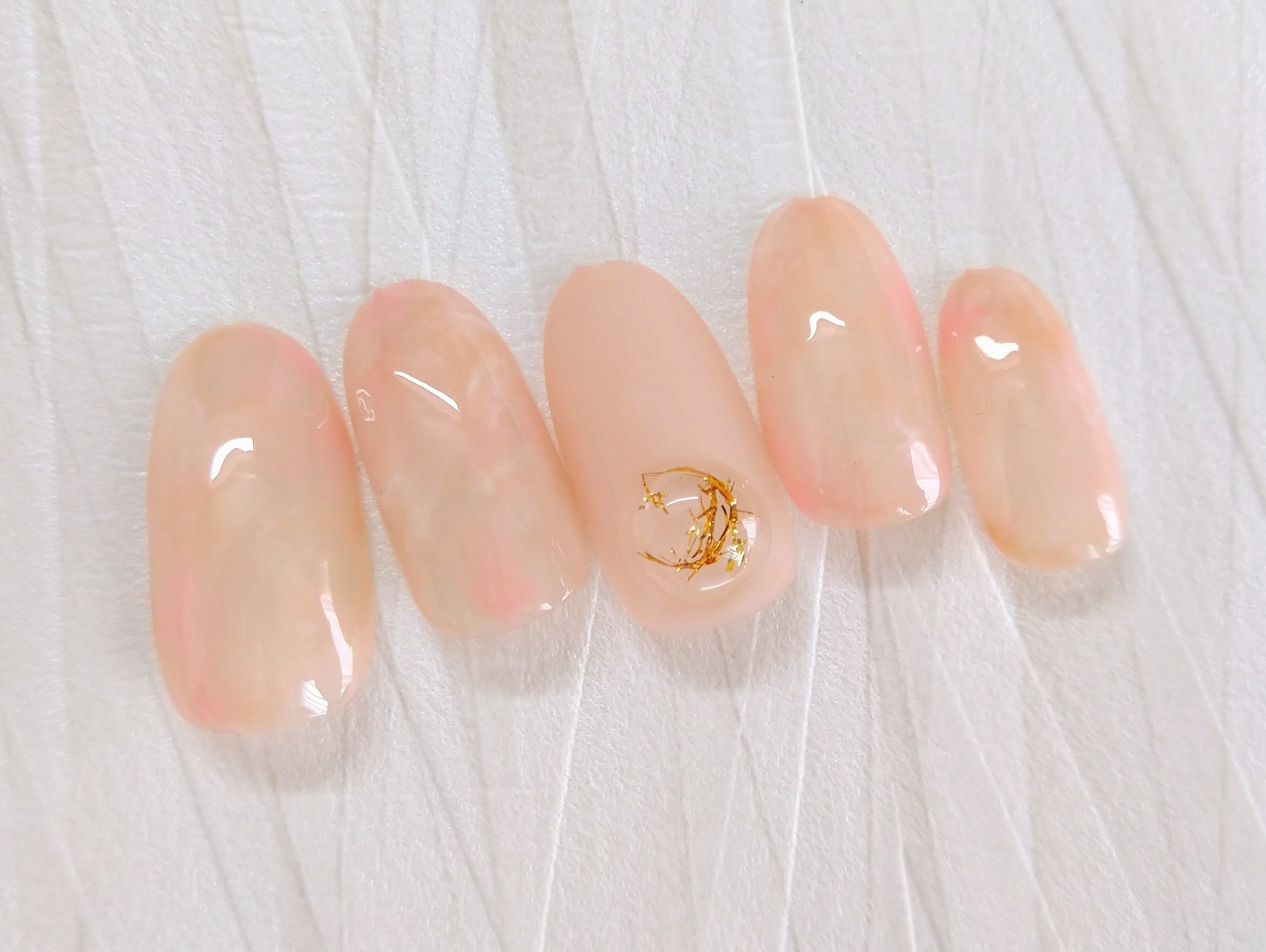 セルフネイルで桃ネイルのやり方 ネイルブラシをトントンして簡単ニュアンスネイル My Favorite Nail And